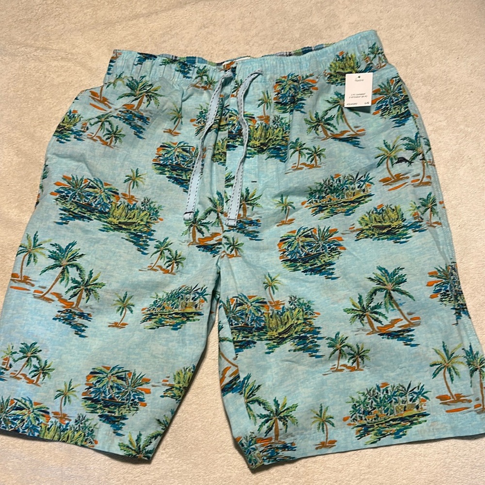 TommyBahama Green Short